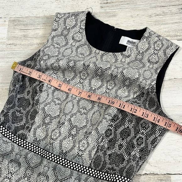 Belle Badgley Mischka Dress Size 2 - Picture 11 of 13